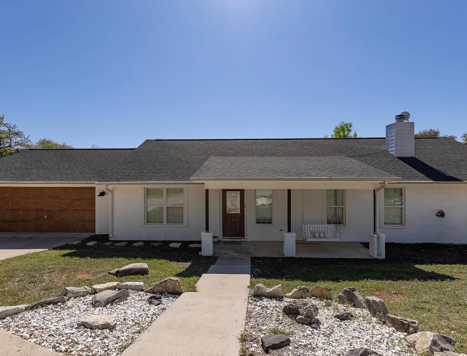 Photo 1 of 1 — 1011 Santa Fe TRL, Horseshoe Bay, TX 78657