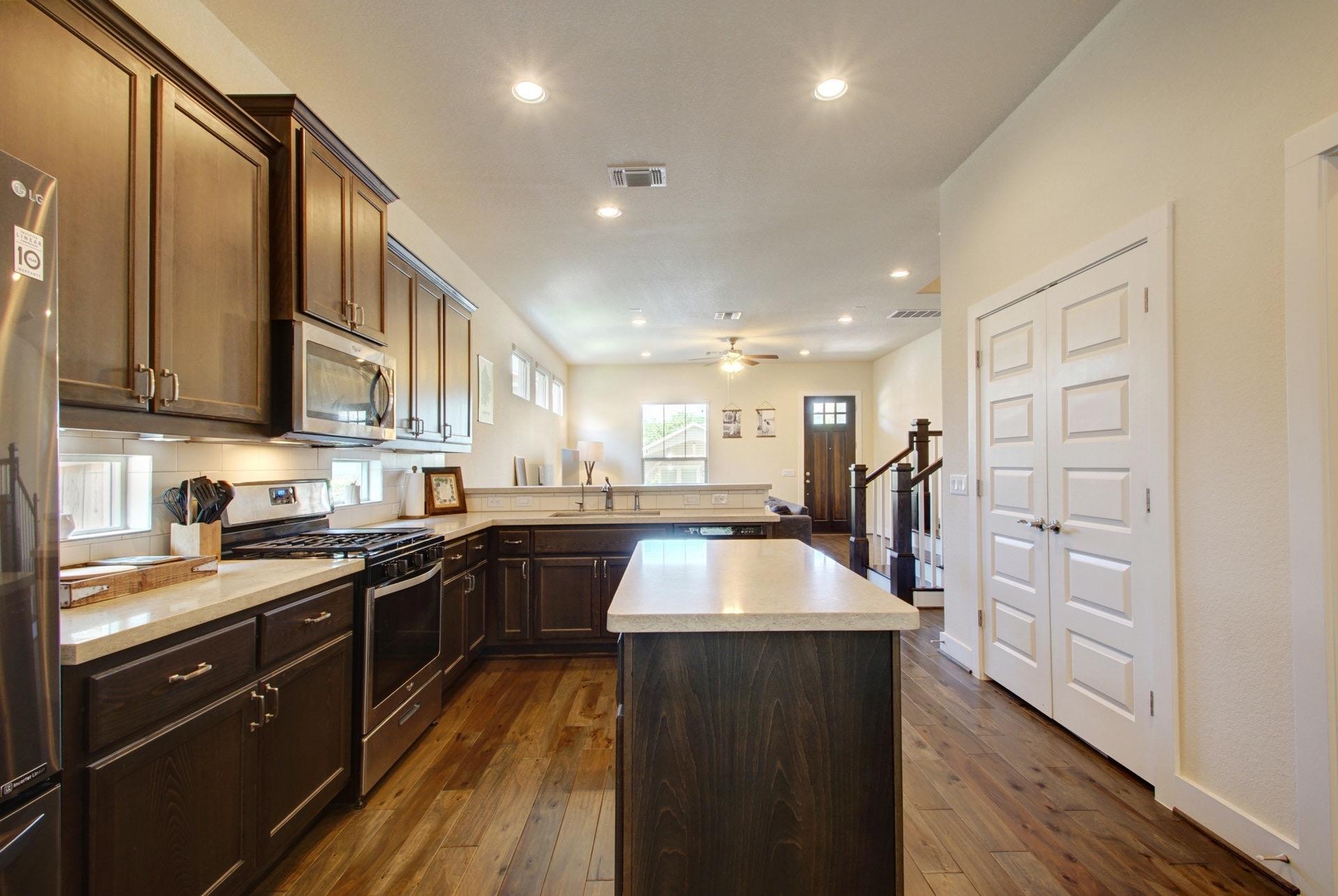12205 Cottage Promenade CT 7