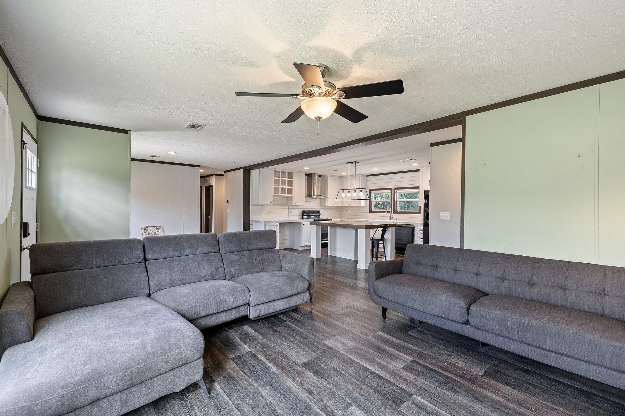 114 Brianna CIR