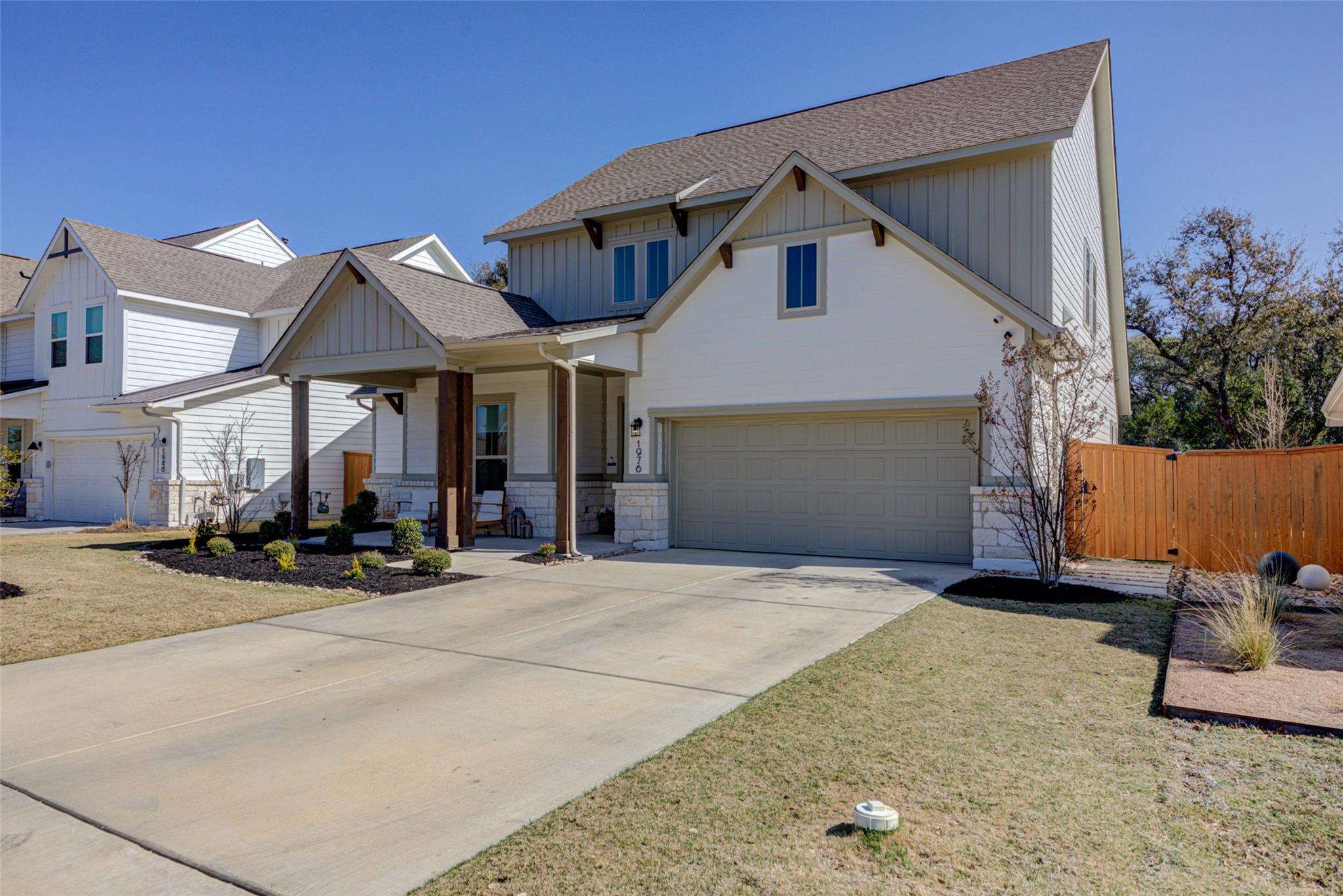 1976 Headwaters BLVD