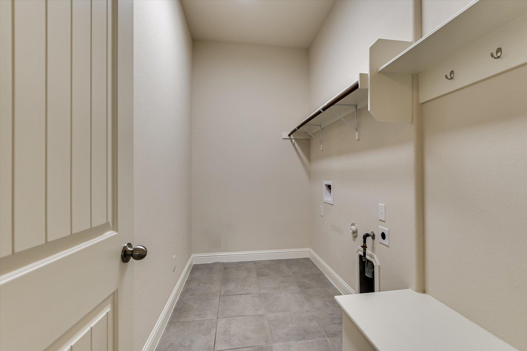 Pflugerville, Texas 78660, United States, 4 Bedrooms Bedrooms, ,3 BathroomsBathrooms,Residential,Active,90068