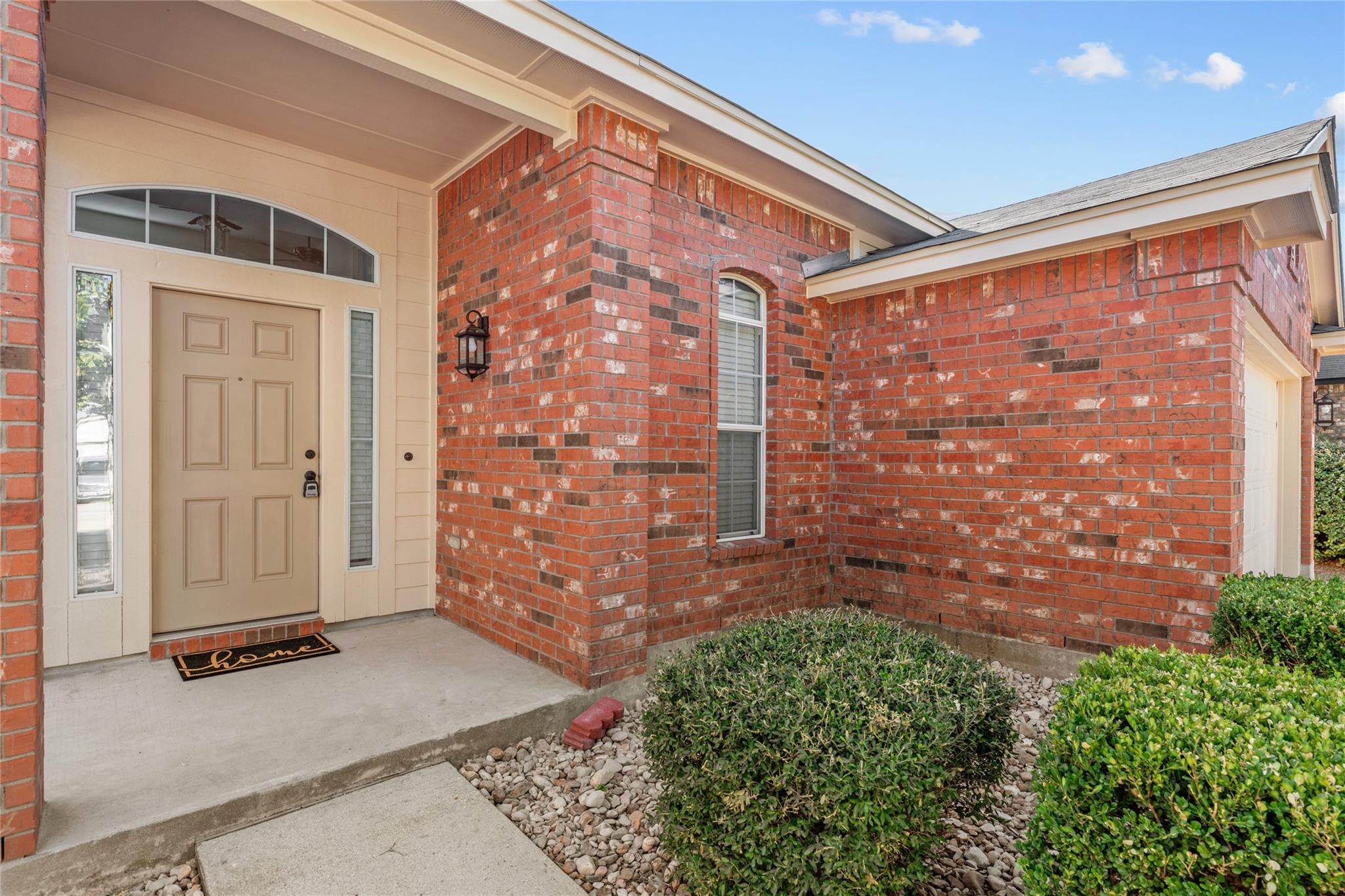 309 Altamont ST