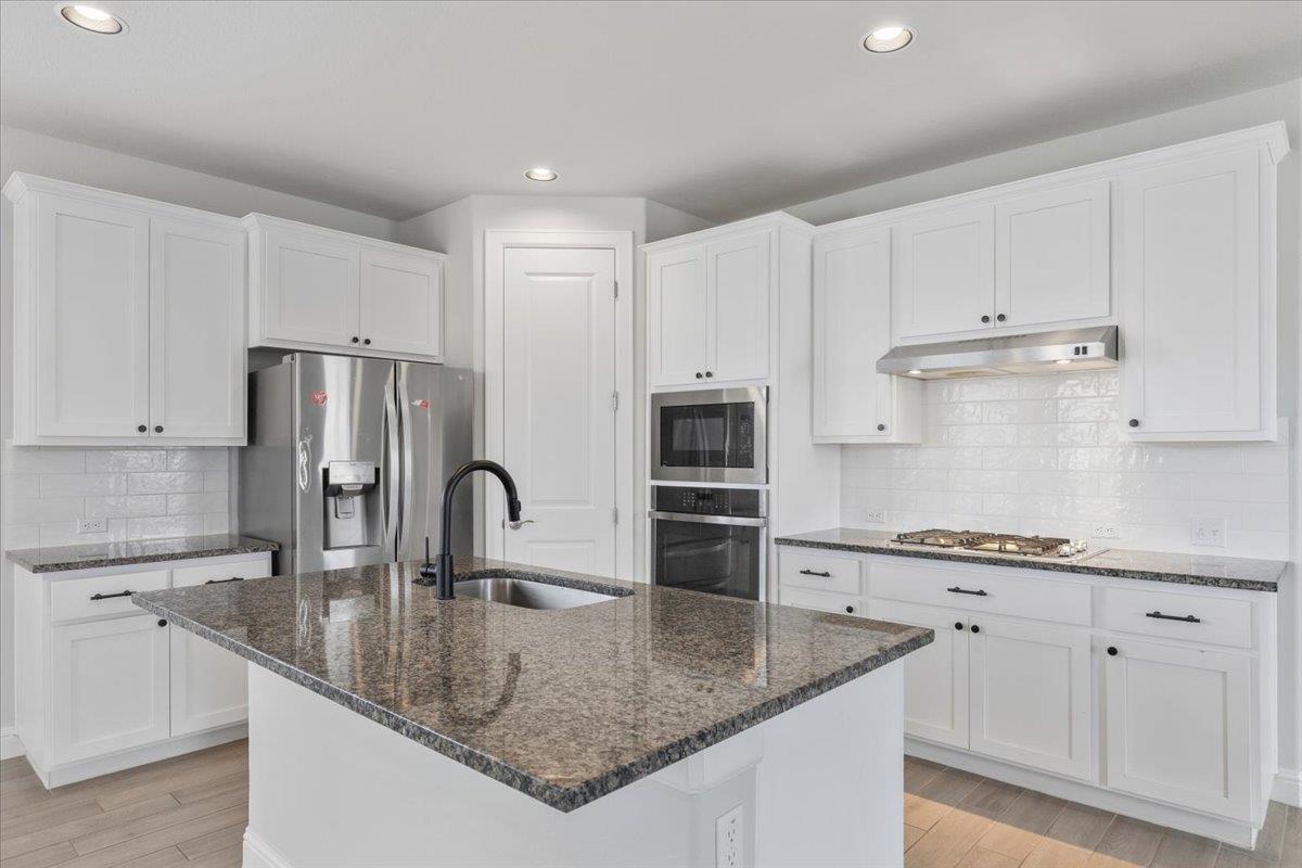 101 Free Stone DR