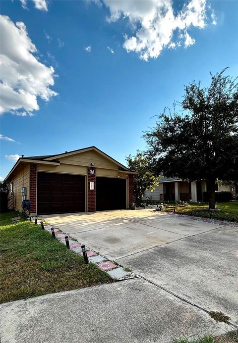 Tiny photo for 17941 Prairie Verbena LN, Elgin, TX 78621 (MLS # 3184299)