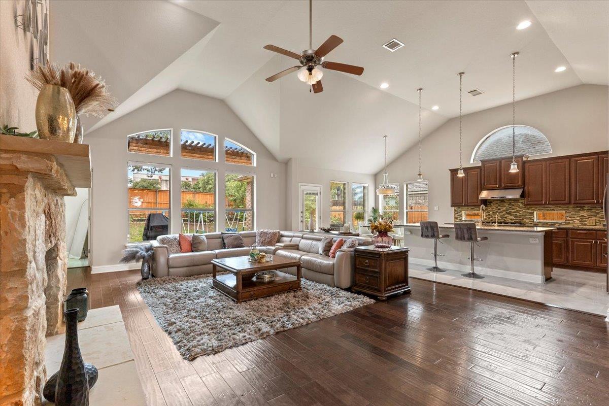 2997 Agave LOOP
