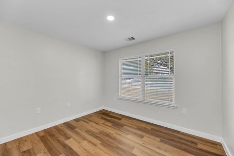 Tiny photo for 11617 Briarcreek LOOP, Manor, TX 78653 (MLS # 4205779)