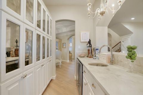 Tiny photo for 2201 Far Gallant Dr, Austin, TX 78746 (MLS # 8355761)