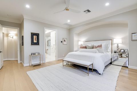 Tiny photo for 2201 Far Gallant Dr, Austin, TX 78746 (MLS # 8355761)