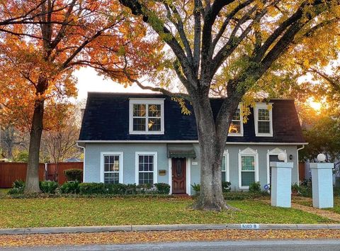 Photo of 6103 Bullard DR #1, Austin, TX 78757 (MLS # 5415661)