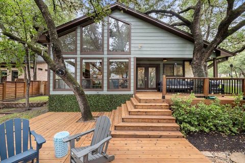 Photo of 130 Deerfield CV, Lakeway, TX 78734 (MLS # 2805822)