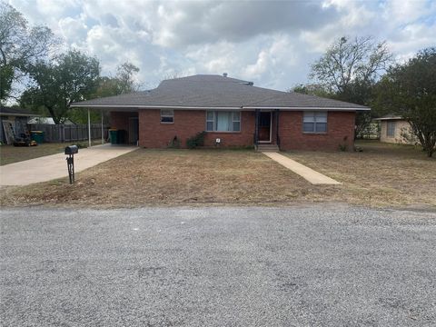 A home in La Grange