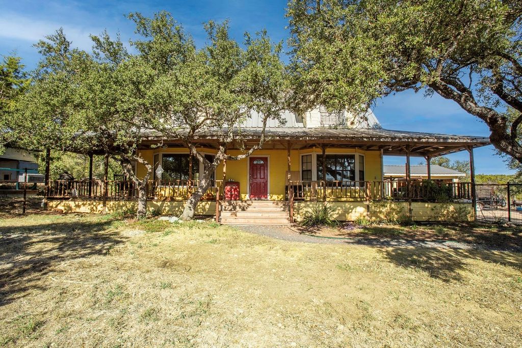 Photo of 350 Hugo RD, San Marcos, TX 78666 (MLS # 4804413)