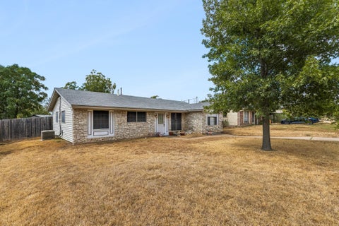 Tiny photo for 6904 Miranda DR, Austin, TX 78752 (MLS # 2505135)