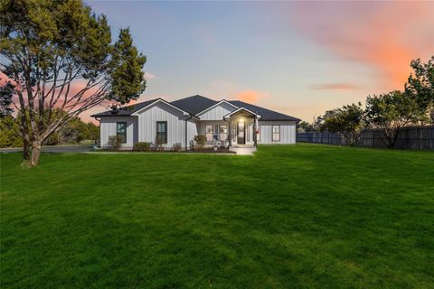 310 Lets Roll DR Fischer TX 78623