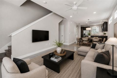Photo of 801 N Bluff DR #33, Austin, TX 78745 (MLS # 8148014)
