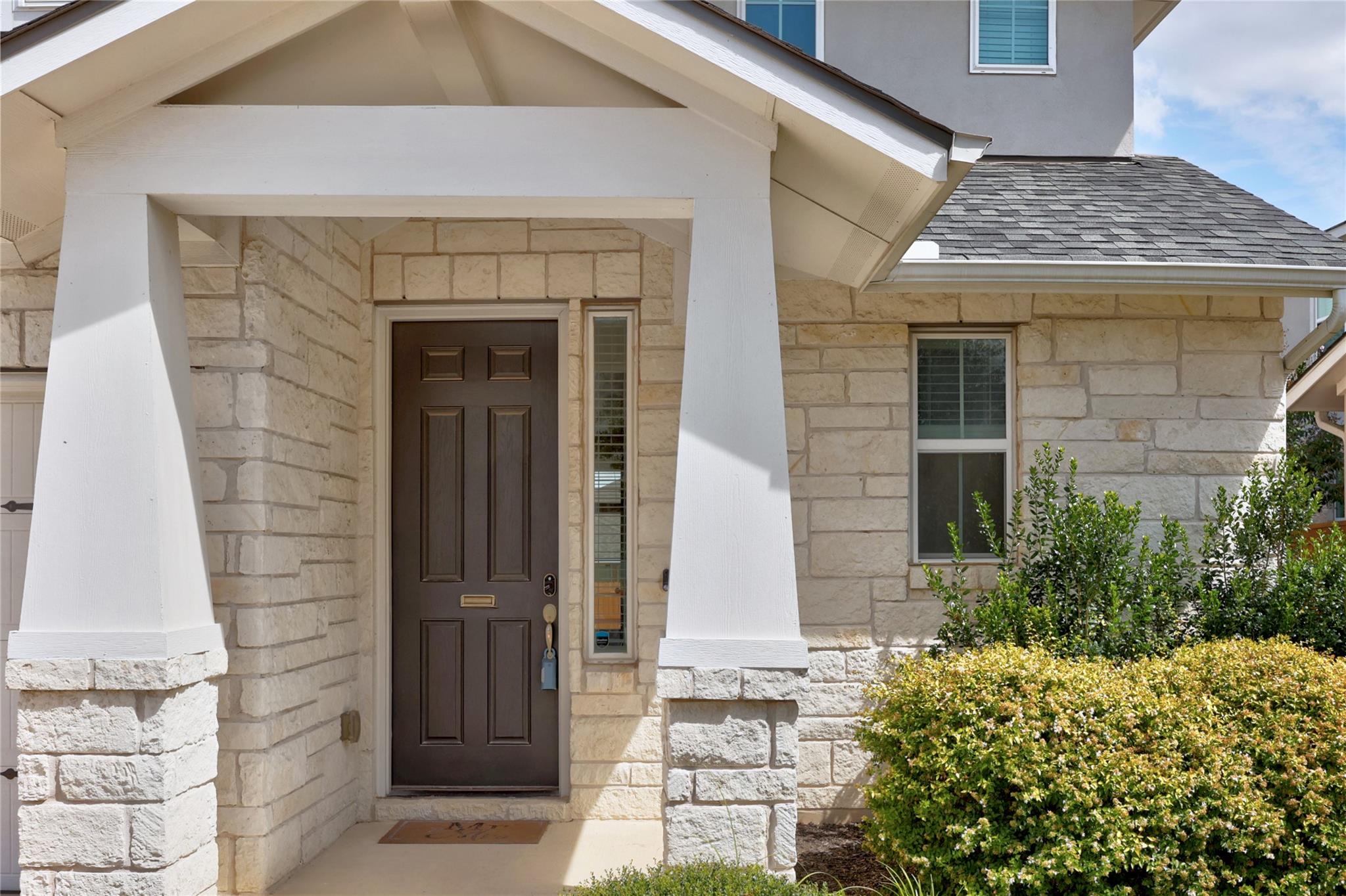 2428 Brook Crest WAY