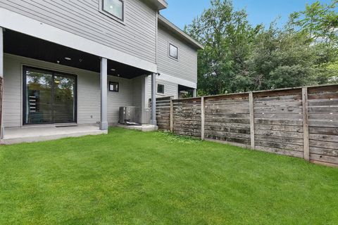 Tiny photo for 2300 S 5th ST #E, Austin, TX 78704 (MLS # 3246726)
