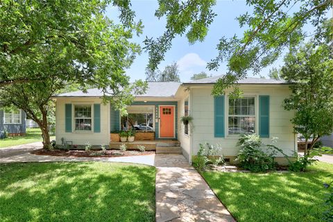 Photo of 1206 Madison Ave, Austin, TX 78757 (MLS # 3628436)