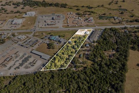 Photo of 3250 E Austin ST, Giddings, TX 78942 (MLS # 8893656)