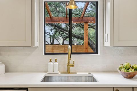 Tiny photo for 8300 Washita DR, Austin, TX 78749 (MLS # 4053682)