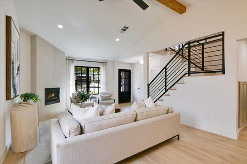 Tiny photo for 8300 Washita DR, Austin, TX 78749 (MLS # 4053682)