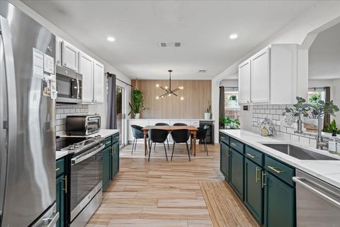 Tiny photo for 120 Hillhouse LN, Manchaca, TX 78652 (MLS # 1889774)