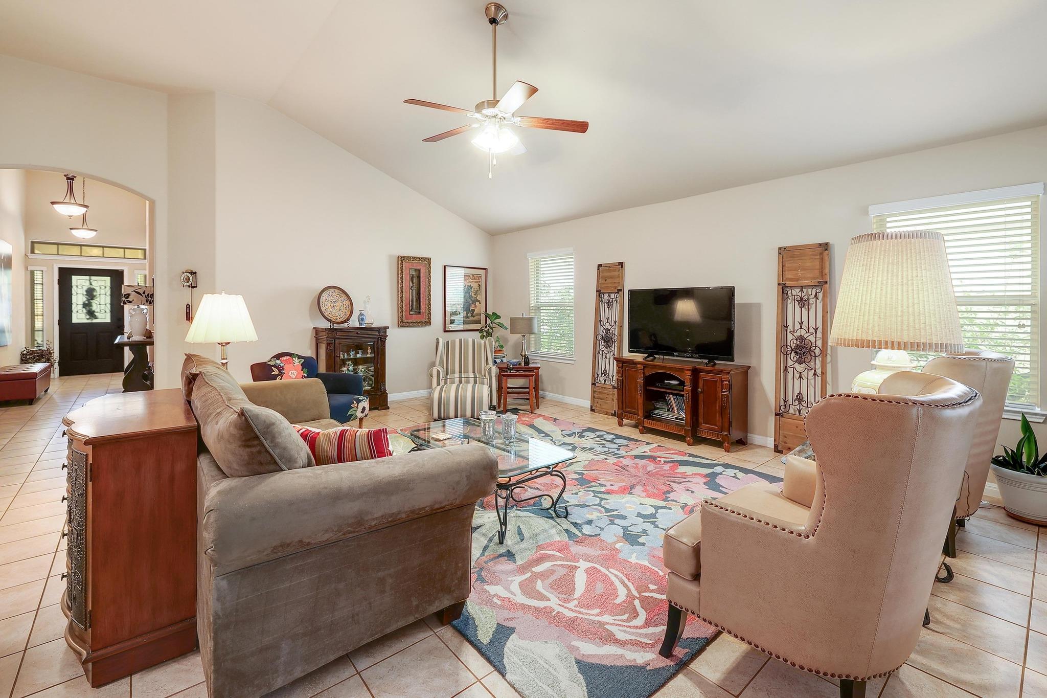 1413 Hamiltons WAY