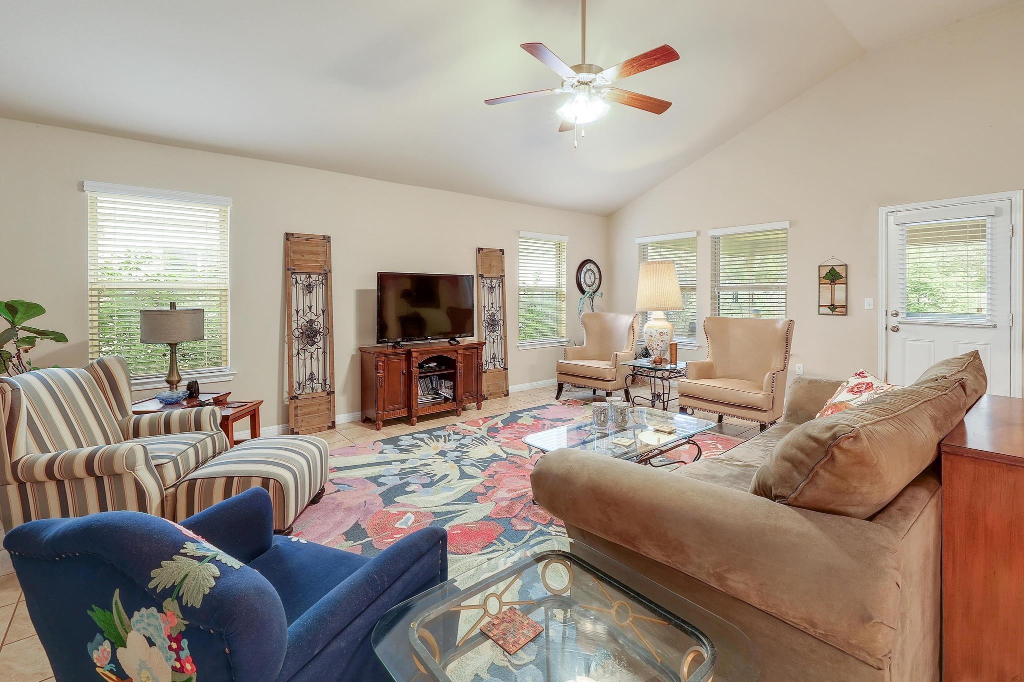 1413 Hamiltons WAY