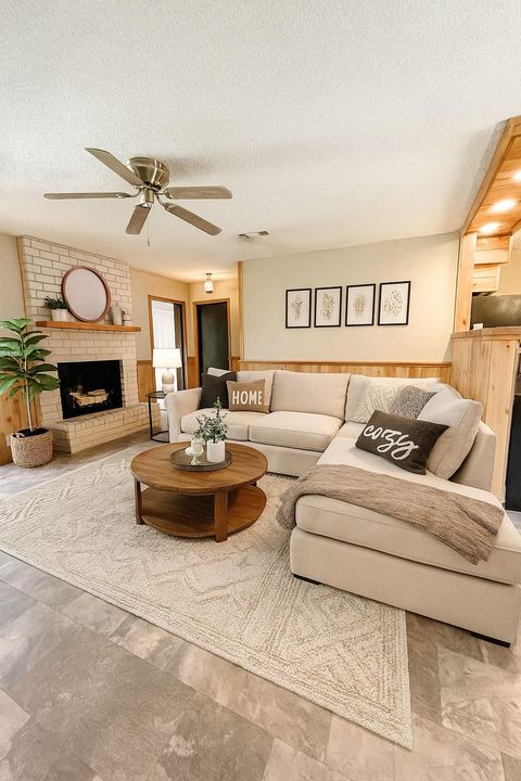 Photo of 121 Bruce ST, Brady, TX 76825 (MLS # 2048222)