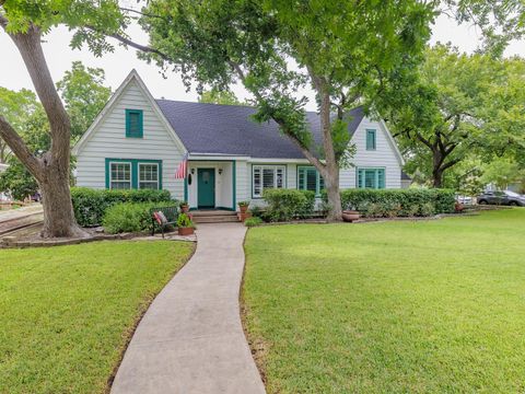 A home in Taylor