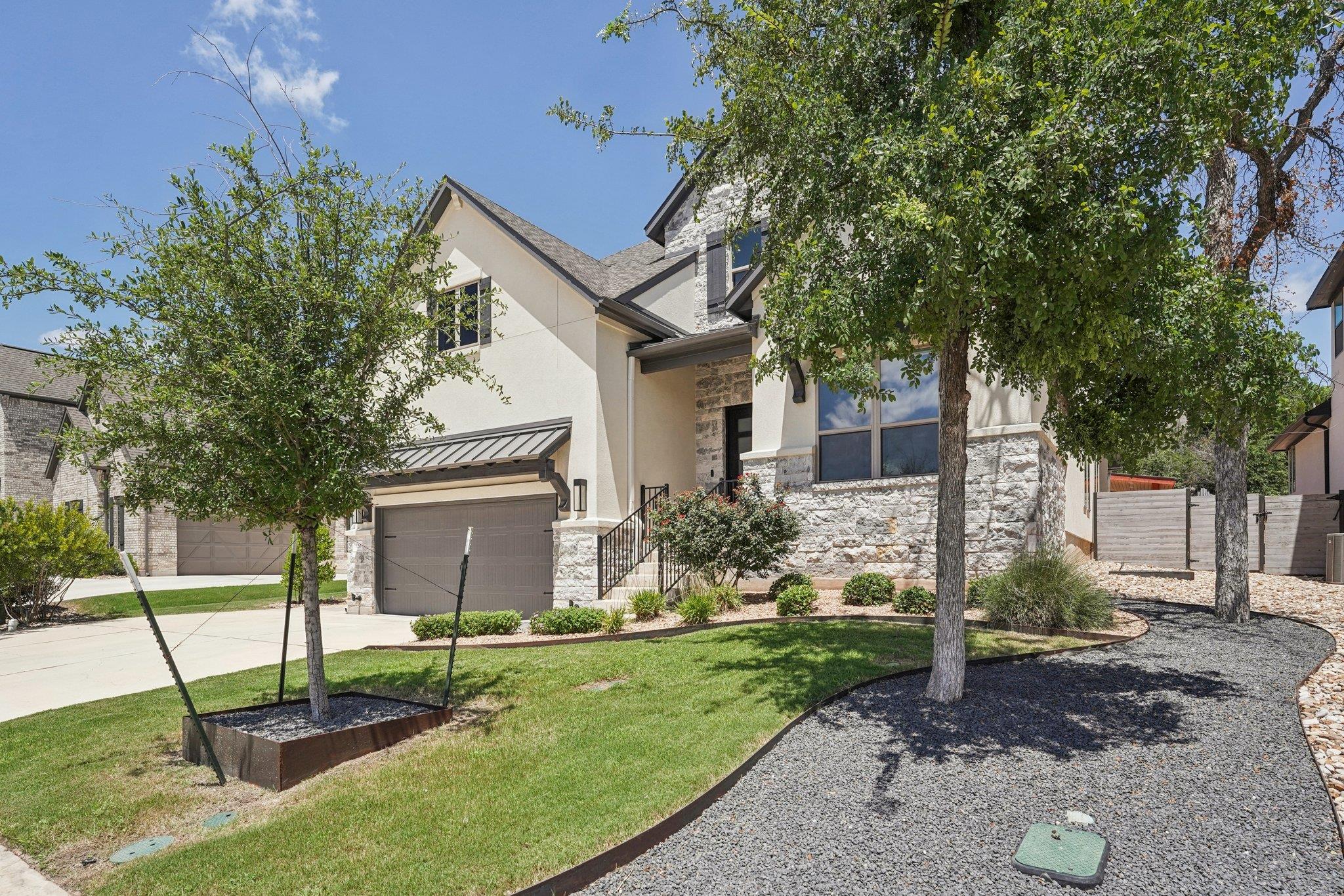 120 Hollytree CT