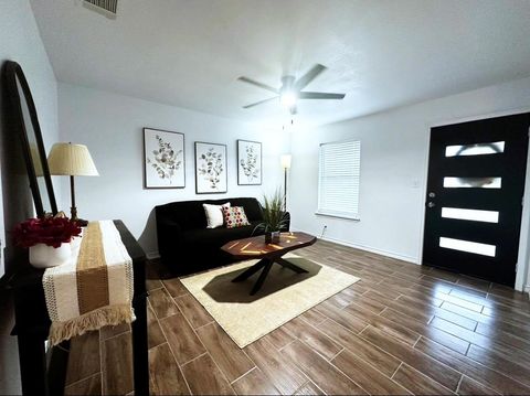 Tiny photo for 6010 Waycross DR, Austin, TX 78745 (MLS # 7853518)