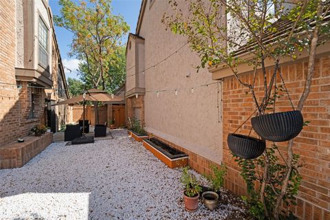 Tiny photo for 11310 Spicewood Club DR #21, Austin, TX 78750 (MLS # 4781803)