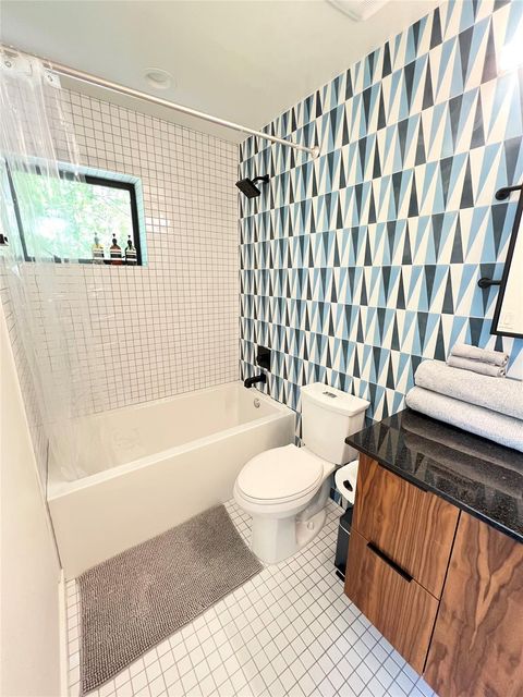 Tiny photo for 1100 Brass ST #2, Austin, TX 78702 (MLS # 4954916)