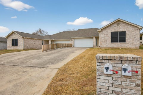 Photo of 268 Braeburn CIR #Unit B, Marble Falls, TX 78654 (MLS # 1071171)