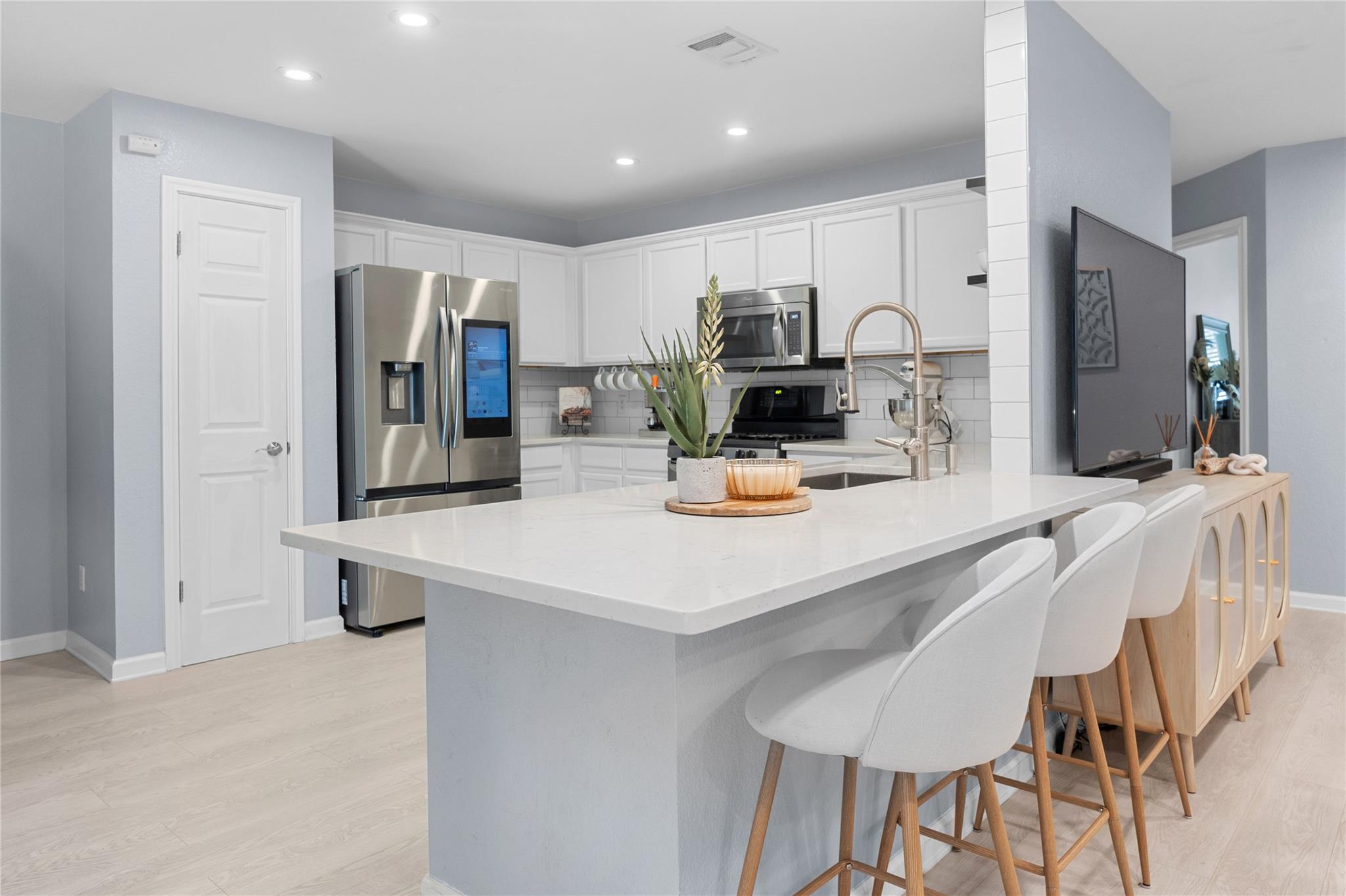 1300 Cedar Hills BLVD