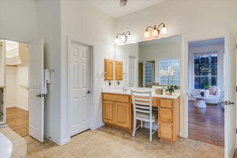 Tiny photo for 17120 Northlake Hills DR, Jonestown, TX 78645 (MLS # 3986827)