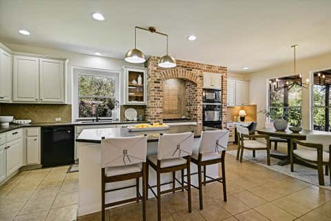 Tiny photo for 17120 Northlake Hills DR, Jonestown, TX 78645 (MLS # 3986827)