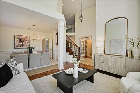 Tiny photo for 17120 Northlake Hills DR, Jonestown, TX 78645 (MLS # 3986827)