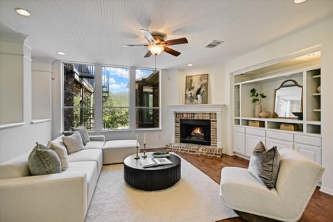 Tiny photo for 17120 Northlake Hills DR, Jonestown, TX 78645 (MLS # 3986827)