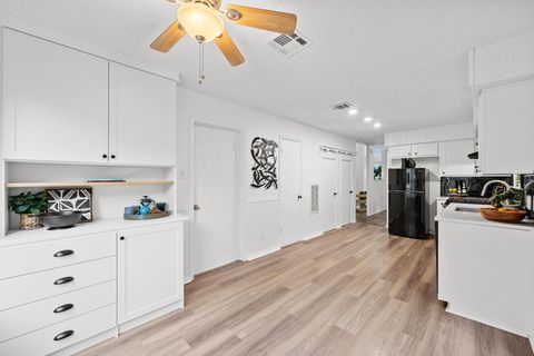 Tiny photo for 811 Silcantu DR, Austin, TX 78748 (MLS # 5606257)