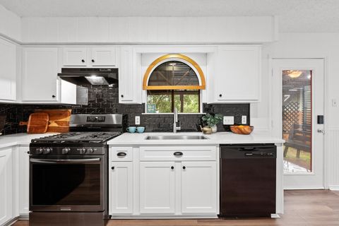 Tiny photo for 811 Silcantu DR, Austin, TX 78748 (MLS # 5606257)