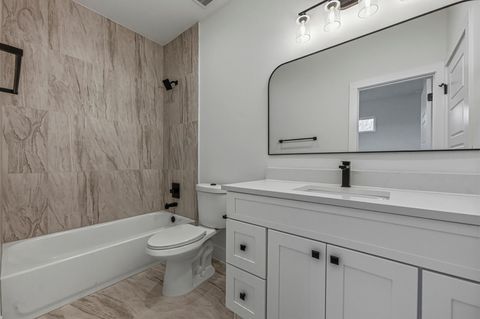 Tiny photo for 909 Calle Limon #1, Austin, TX 78702 (MLS # 7395761)