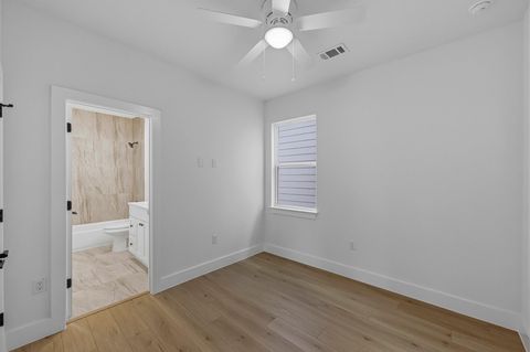 Tiny photo for 909 Calle Limon #1, Austin, TX 78702 (MLS # 7395761)