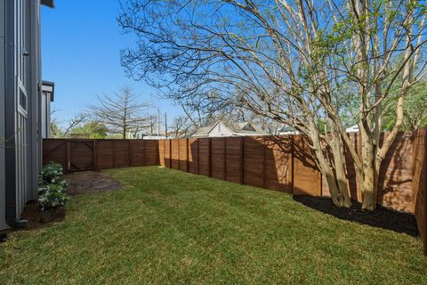 Tiny photo for 909 Calle Limon #1, Austin, TX 78702 (MLS # 7395761)