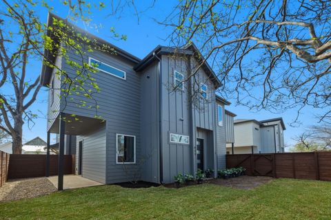 Tiny photo for 909 Calle Limon #1, Austin, TX 78702 (MLS # 7395761)