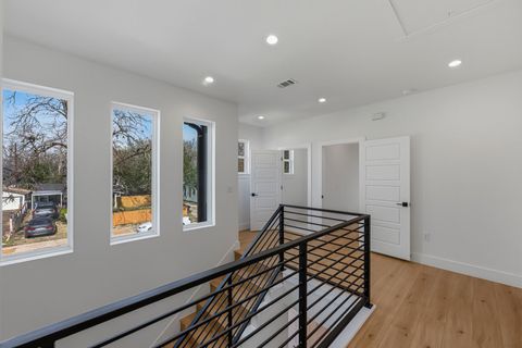 Tiny photo for 909 Calle Limon #1, Austin, TX 78702 (MLS # 7395761)