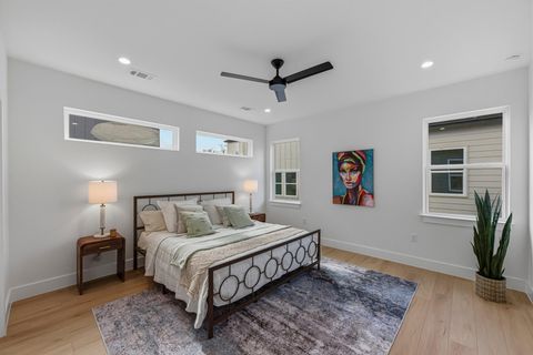 Tiny photo for 909 Calle Limon #1, Austin, TX 78702 (MLS # 7395761)