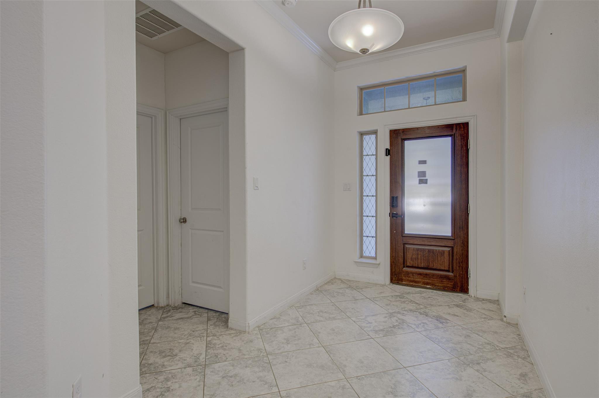 413 Pinnacle View DR