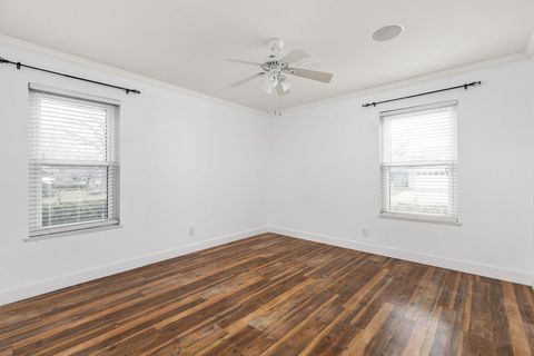 Tiny photo for 2710 Thrushwood DR, Austin, TX 78757 (MLS # 2088514)